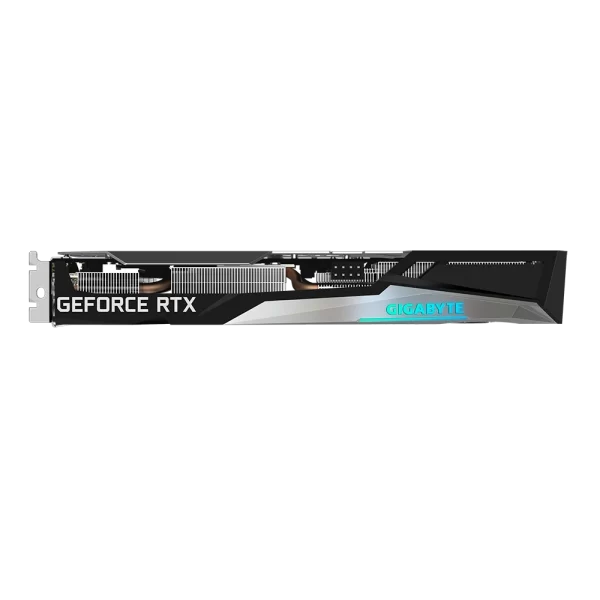 Gigabyte GeForce RTX 3060 GAMING OC 12G - Pohľad z boku na GPU s nápisom GeForce RTX a Gigabyte