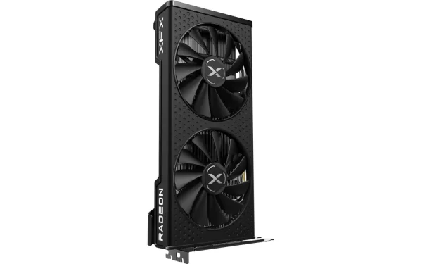 XFX_Speedster_SWFT_210_AMD_Radeon_RX_6600_8GB_-_Predná_strana_s_dvomi_ventilátormi