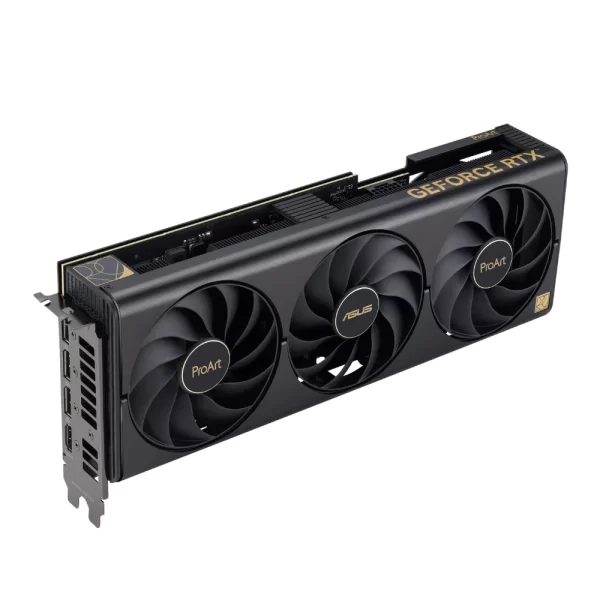 Asus ProArt GeForce RTX 4080 SUPER OC Edition Bočný pohľad na grafickú kartu