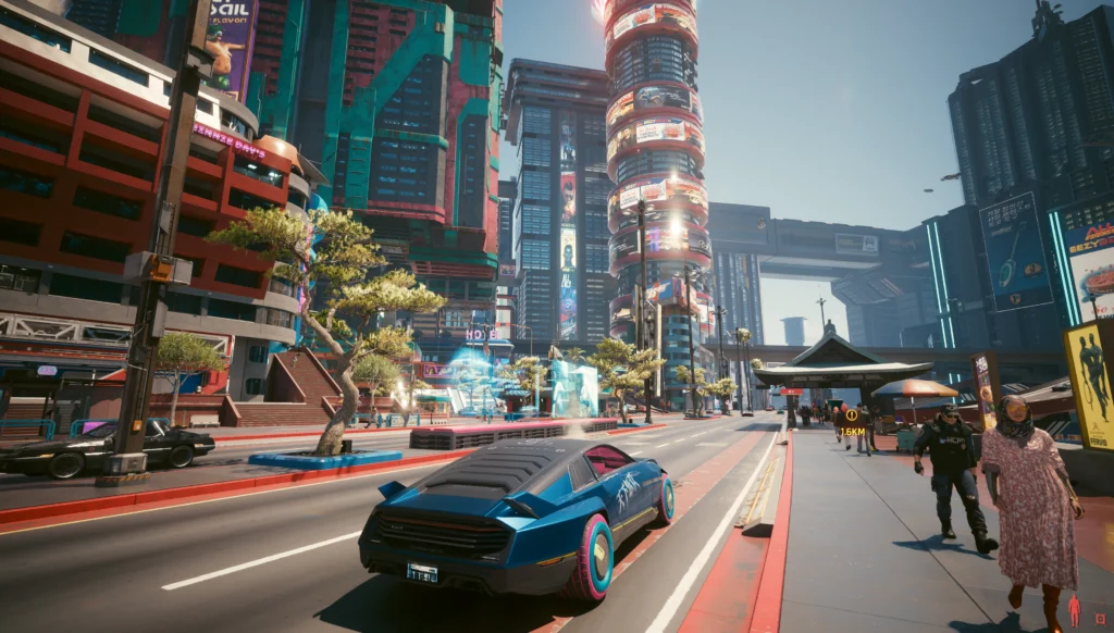 Scéna z hry Cyberpunk 2077 s hustým mestským prostredím, ktoré patrí medzi najväčších spotrebiteľov VRAM - Pamäť grafickej karty