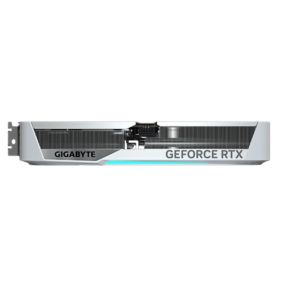 GIGABYTE GeForce RTX 5070 EAGLE OC ICE SFF 12G – pohľad zhora na chladič a ventilátory GIGABYTE GeForce RTX 5070 EAGLE OC ICE SFF 12G – pohľad zhora na chladič a ventilátory