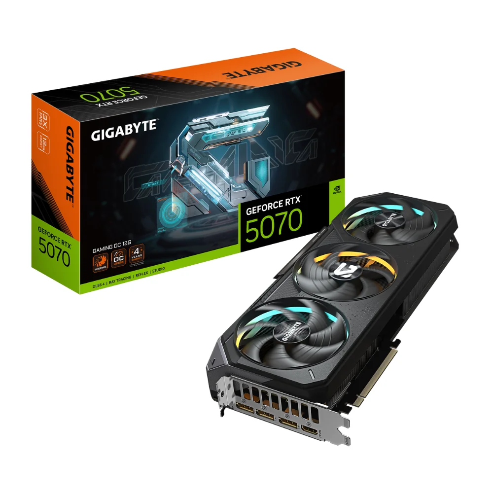 Gigabyte GeForce RTX 5070 Gaming OC 12GB – balenie s grafikou a samotná karta s RGB ventilátormi Gigabyte GeForce RTX 5070 Gaming OC 12GB – balenie s grafikou a samotná karta s RGB ventilátormi