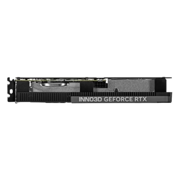 INNO3D GeForce RTX 4060 Ti 8GB TWIN X2 – Pohľad z boku na chladiaci systém a napájací konektor