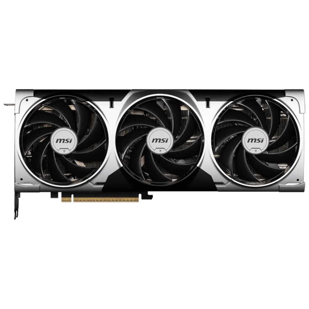 MSI GeForce RTX 5080 16G Ventus 3X OC – Pohľad na kartu s tromi ventilátormi z horejšieho uhla MSI GeForce RTX 5080 16G Ventus 3X OC – Pohľad na kartu s tromi ventilátormi z horejšieho uhla