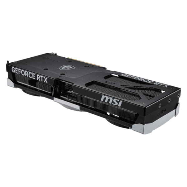 MSI GeForce RTX 5080 16G VENTUS 3X OC PLUS – Bočný pohľad na kartu s nápisom GEFORCE RTX