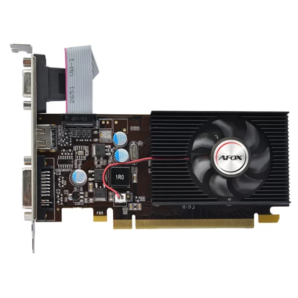 AFOX GeForce 210 1 GB GDDR2 – Záber na PCB karty zhora so zapojeným ventilátorom