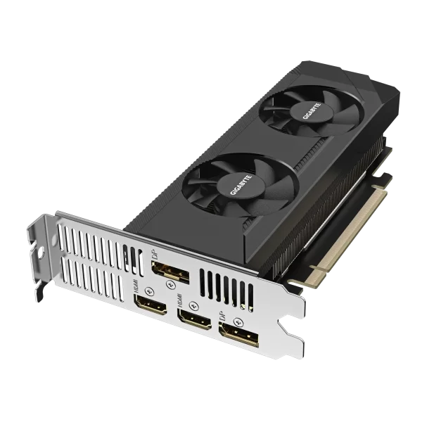 GIGABYTE GeForce RTX 3050 OC Low Profile 6G – šikmý pohľad na kartu a konektory