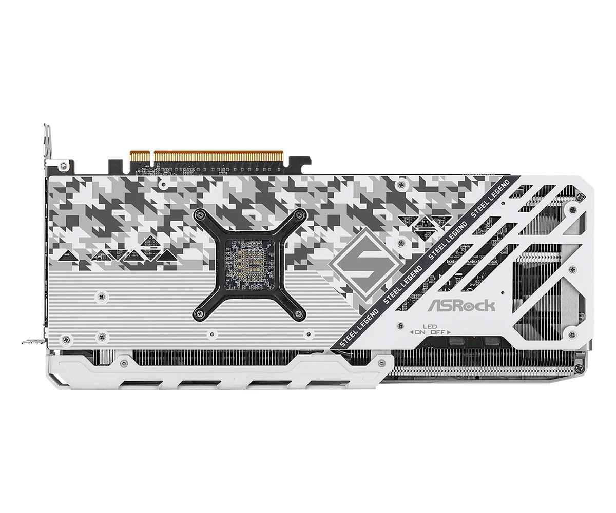 ASRock AMD Radeon RX 7800 XT Steel Legend 16GB OC – Zadná strana karty s backplate a maskáčovým vzorom ASRock AMD Radeon RX 7800 XT Steel Legend 16GB OC – Zadná strana karty s backplate a maskáčovým vzorom
