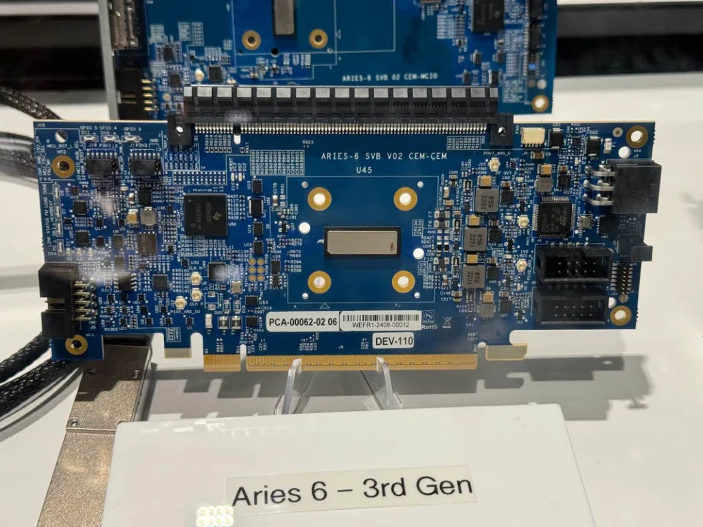 Astera Labs Aries 6 3rd Gen PCIe 6.0 retimerová karta na testovanie PAM4 a vysokorýchlostných liniek.