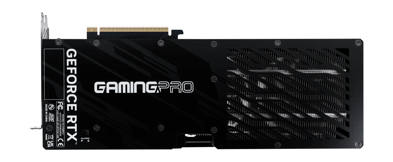 Pohľad na grafickú kartu Palit GeForce RTX 5080 GamingPro zozadu Pohľad na grafickú kartu Palit GeForce RTX 5080 GamingPro zozadu