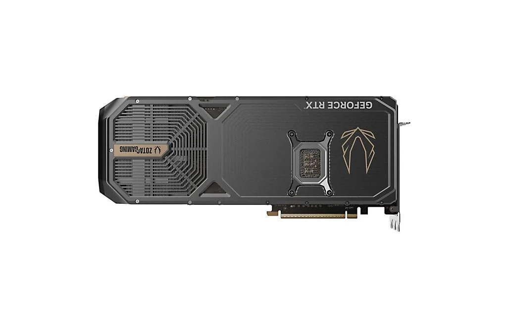Pohľad na grafickú kartu ZOTAC GAMING GeForce RTX 5080 AMP Extreme INFINITY zozadu Pohľad na grafickú kartu ZOTAC GAMING GeForce RTX 5080 AMP Extreme INFINITY zozadu