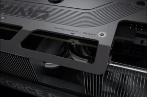 Grafická karta GIGABYTE GeForce RTX 5080 GAMING OC 16G a pohľad na prepínanie režimov medzi Silent a Performance